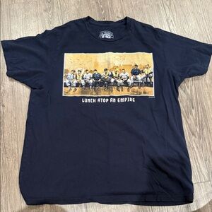 Men's Navy Short-Sleeve Graphic Tee - 'Lunch Atop An Empire' NY Yankees